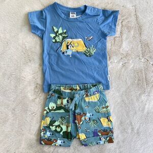 Bonds x Bluey Shorts and T-shirt Set / Outfit - size 12-18 months (1)